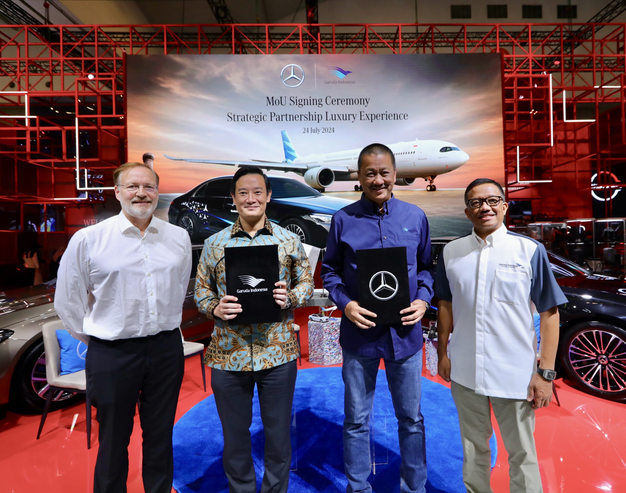 Mercedes-Benz dan Garuda Indonesia Kolaborasi di GIIAS 2024, Hadirkan LUXURY EXPERIENCE